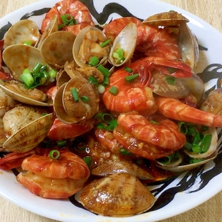 本番の中華エビ料理、エビと蛤の炒め